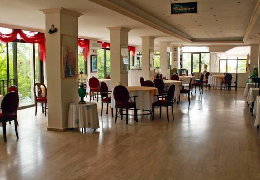 Verano Beach Hotel 伊丘美勒 外观 照片