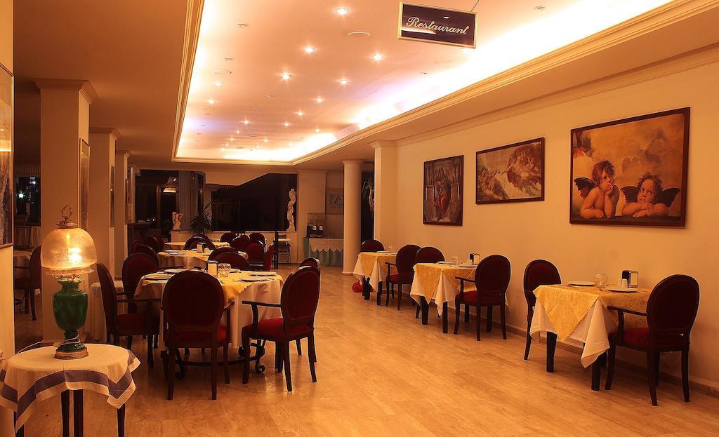 Verano Beach Hotel 伊丘美勒 外观 照片