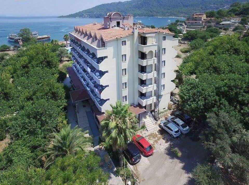 Verano Beach Hotel 伊丘美勒 外观 照片